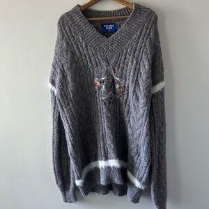 Aelfric Eden Gray Knit Sweater